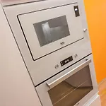 Hottub - Washer&Dryer - 12min Center - 160MBs WIFI